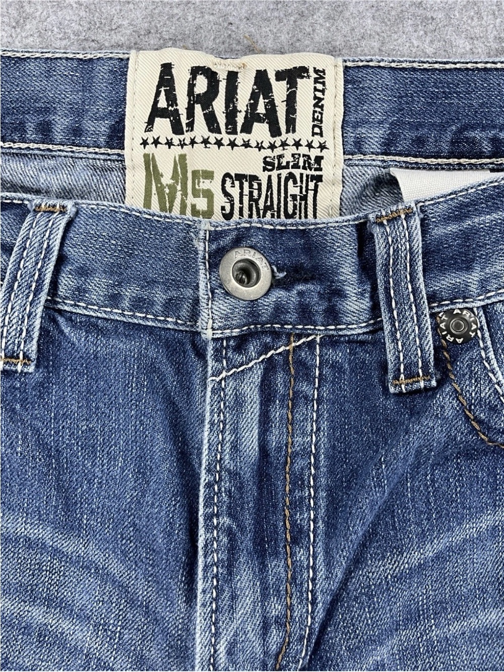 Ariat Mens Jeans Straight Fit Leg M5 33x32 Denim Western Cowboy Work EUC - Picture 7 of 13